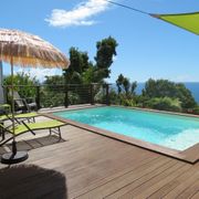 terrasse paradisiaque avec piscine